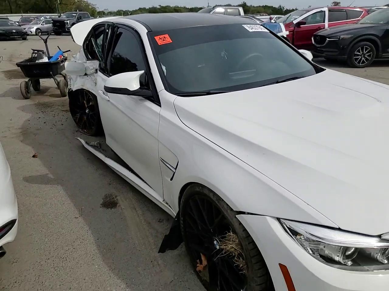 Фото: WBS8M9C50G5E68032