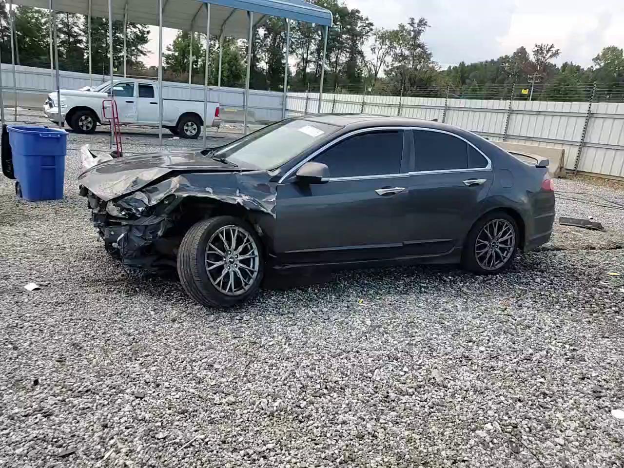 Фото: JH4CU2F64CC017653