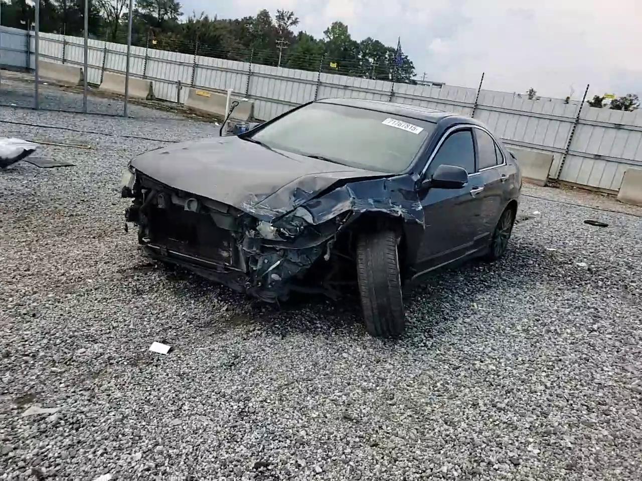 Фото: JH4CU2F64CC017653