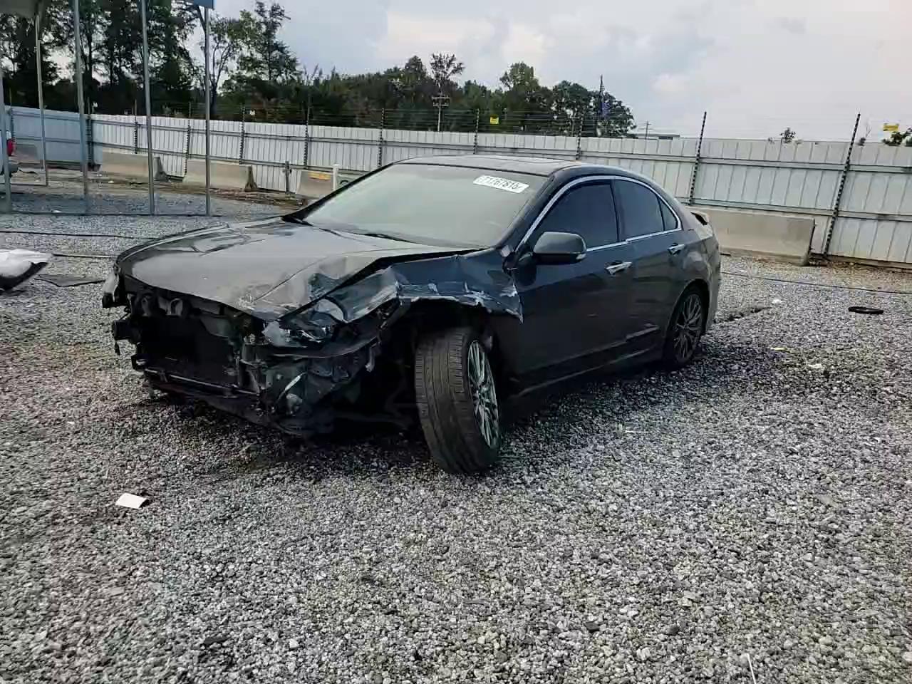 Фото: JH4CU2F64CC017653