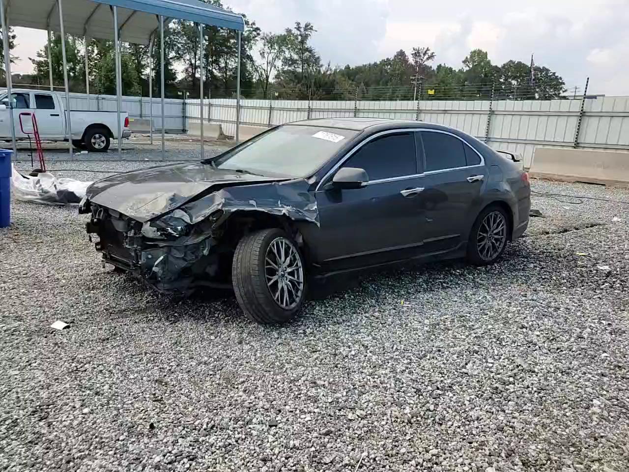 Фото: JH4CU2F64CC017653