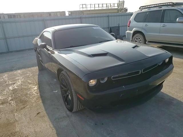 2019 Dodge Challenger Sxt VIN: 2C3CDZAG1KH530157 Lot: 71448995