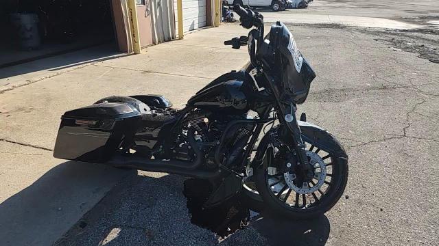 2015 Harley-Davidson Flhxs Street Glide Special VIN: 1HD1KRM16FB646127 Lot: 72018885