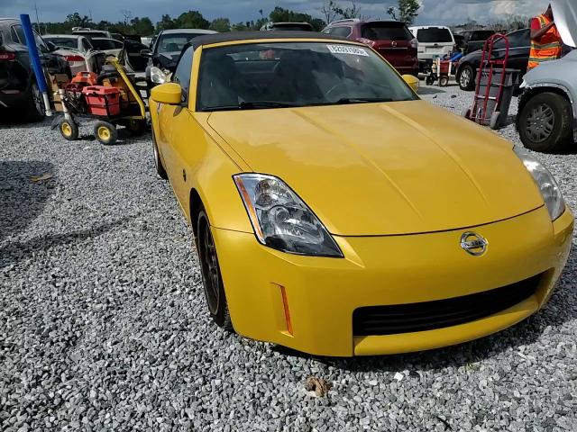 2005 Nissan 350Z Roadster VIN: JN1AZ36A75M756116 Lot: 82097085
