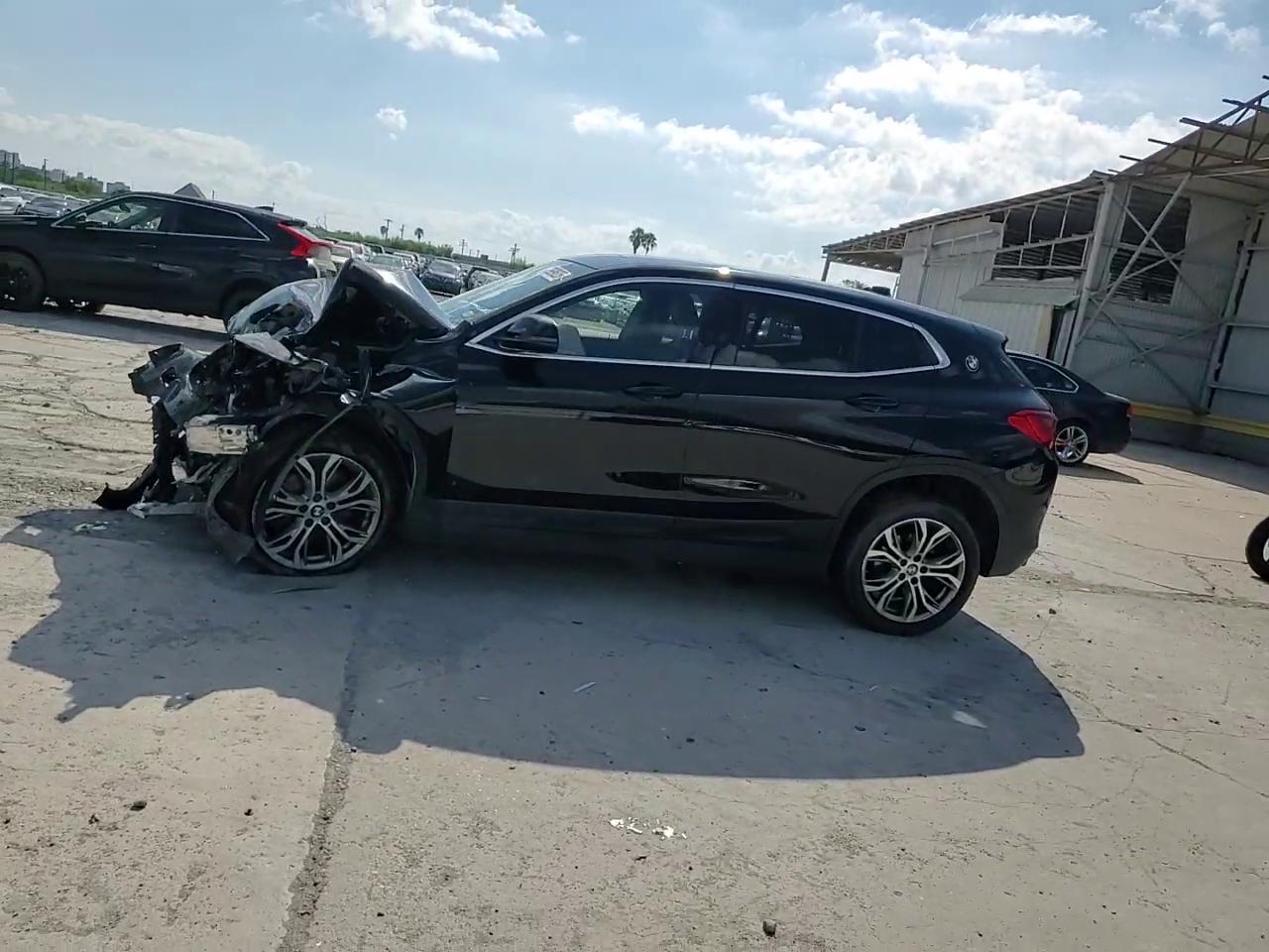 Фото: WBXYJ5C33JEF74086