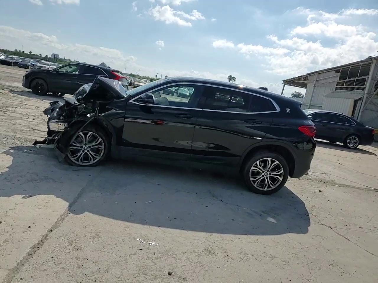 Фото: WBXYJ5C33JEF74086