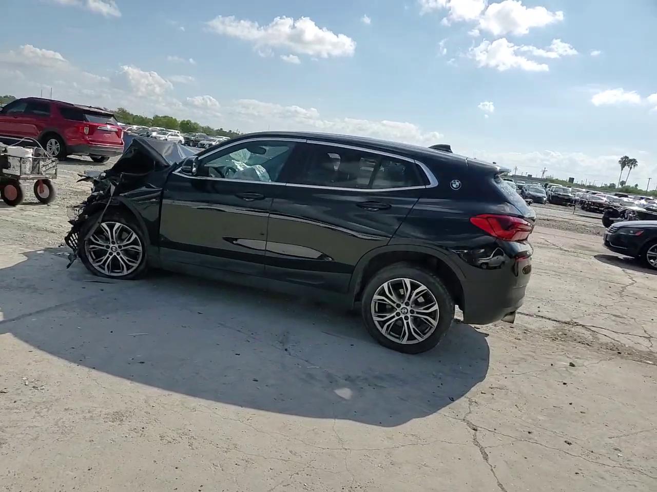 Фото: WBXYJ5C33JEF74086