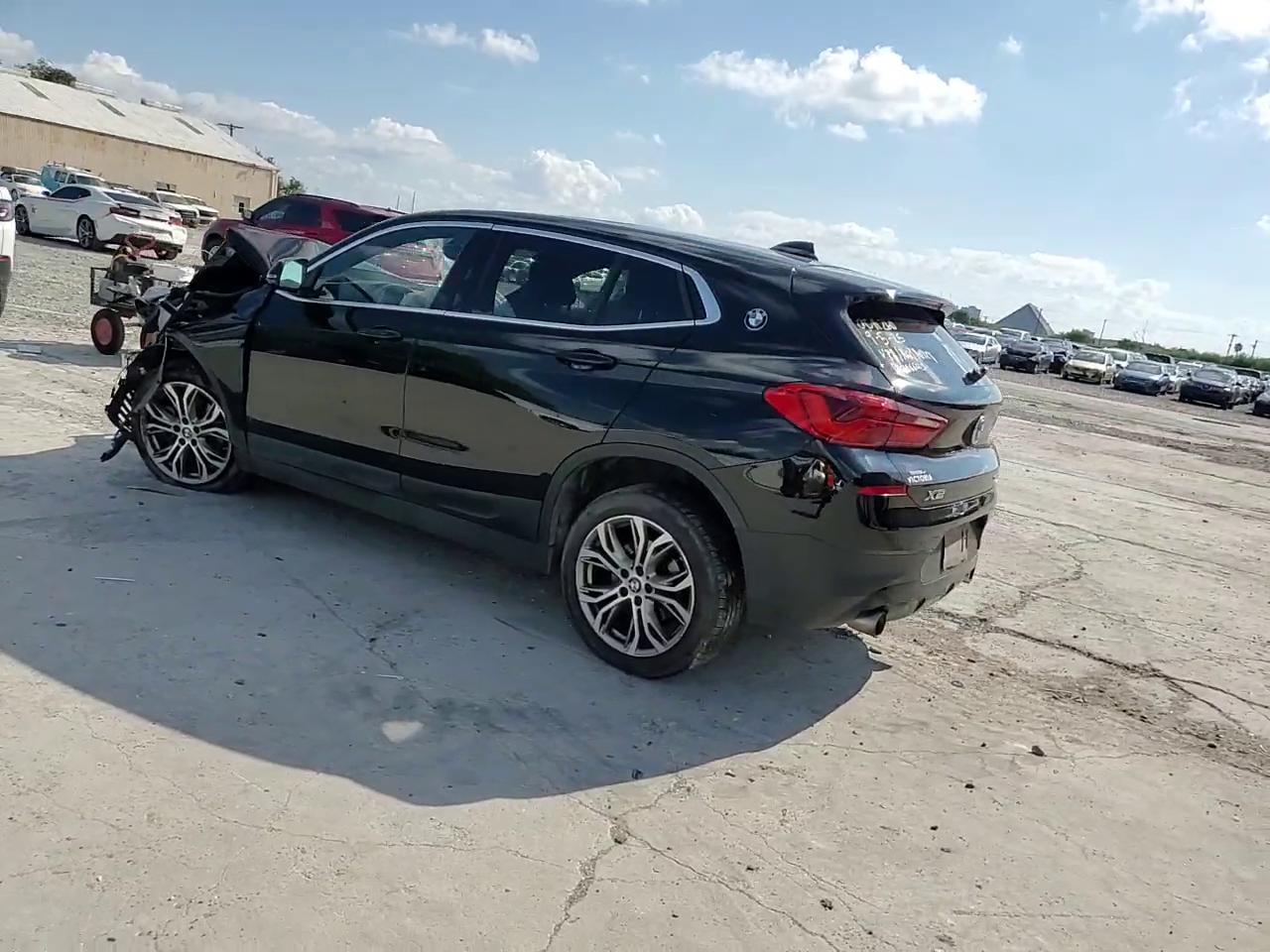 Фото: WBXYJ5C33JEF74086