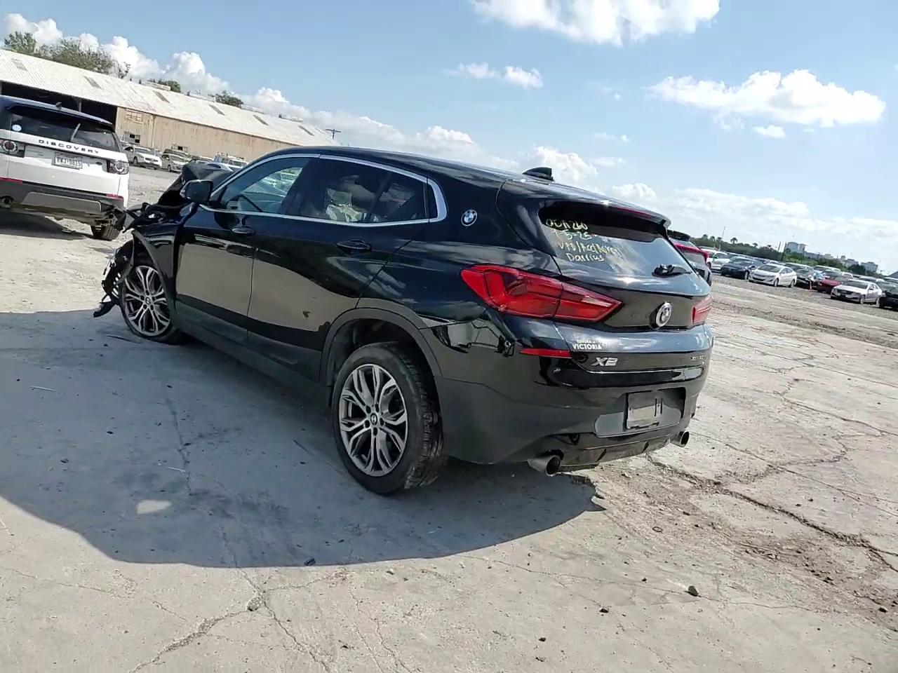 Фото: WBXYJ5C33JEF74086