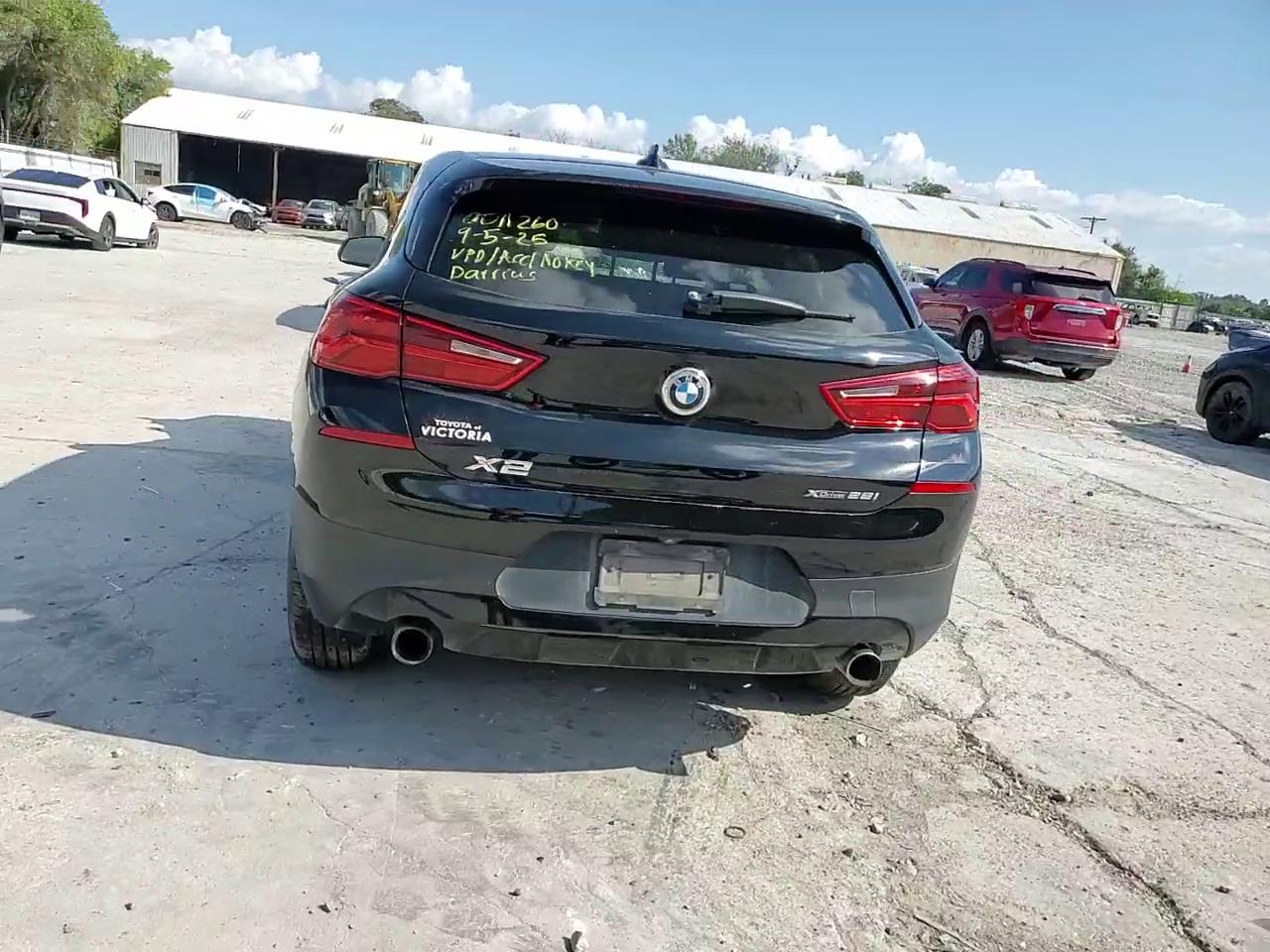 Фото: WBXYJ5C33JEF74086