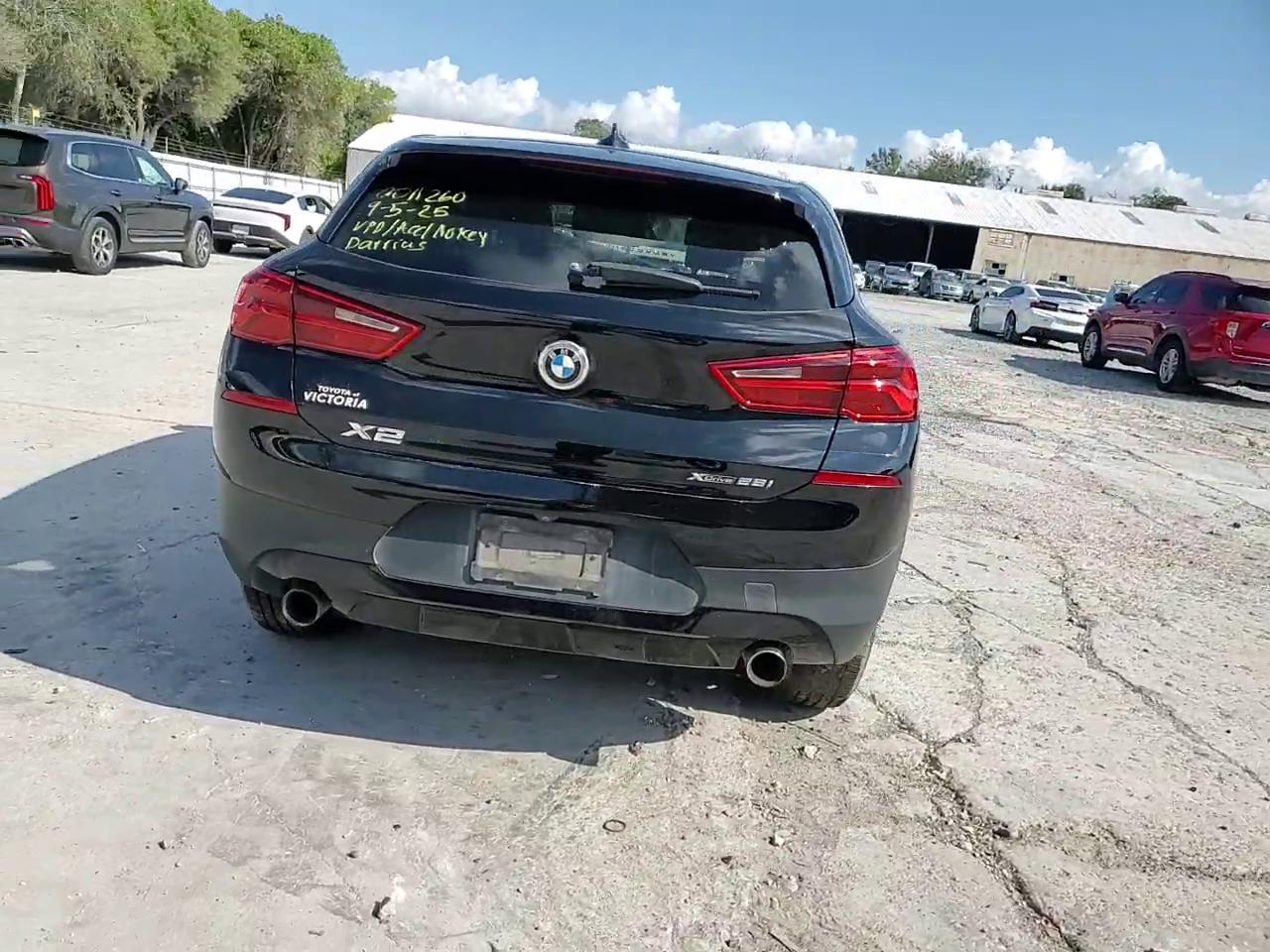 Фото: WBXYJ5C33JEF74086