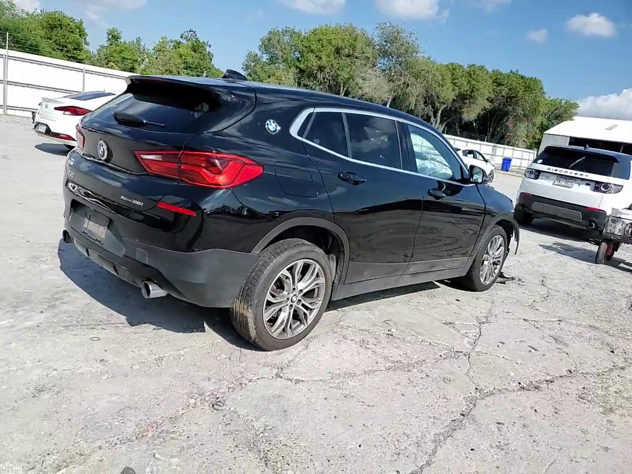 Фото: WBXYJ5C33JEF74086