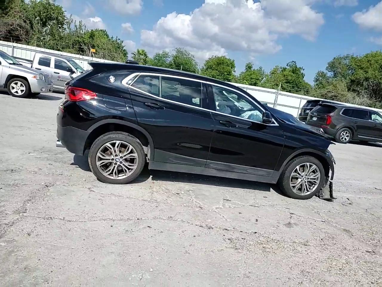 Фото: WBXYJ5C33JEF74086