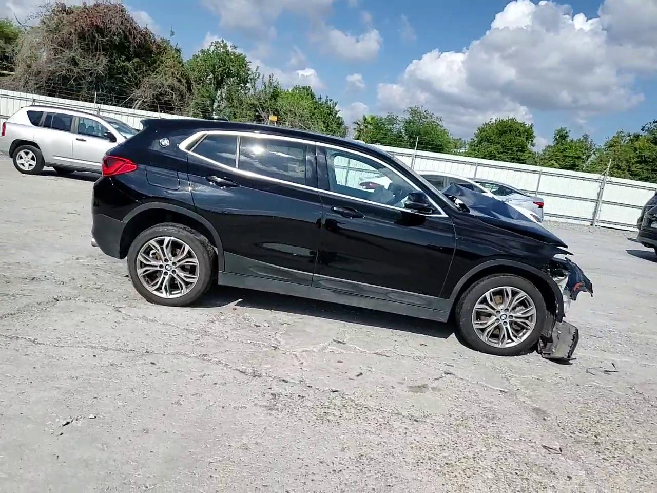 Фото: WBXYJ5C33JEF74086