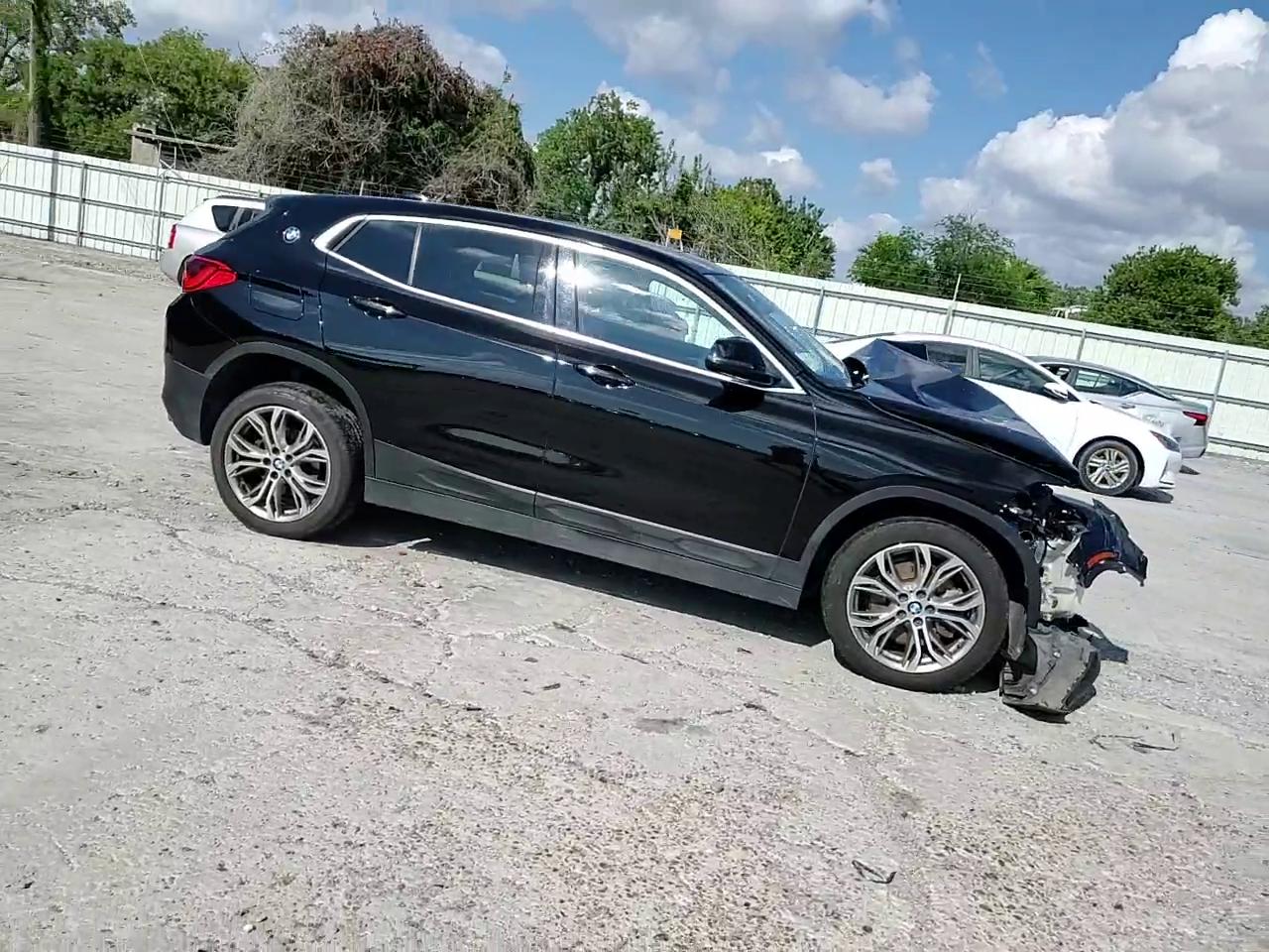 Фото: WBXYJ5C33JEF74086