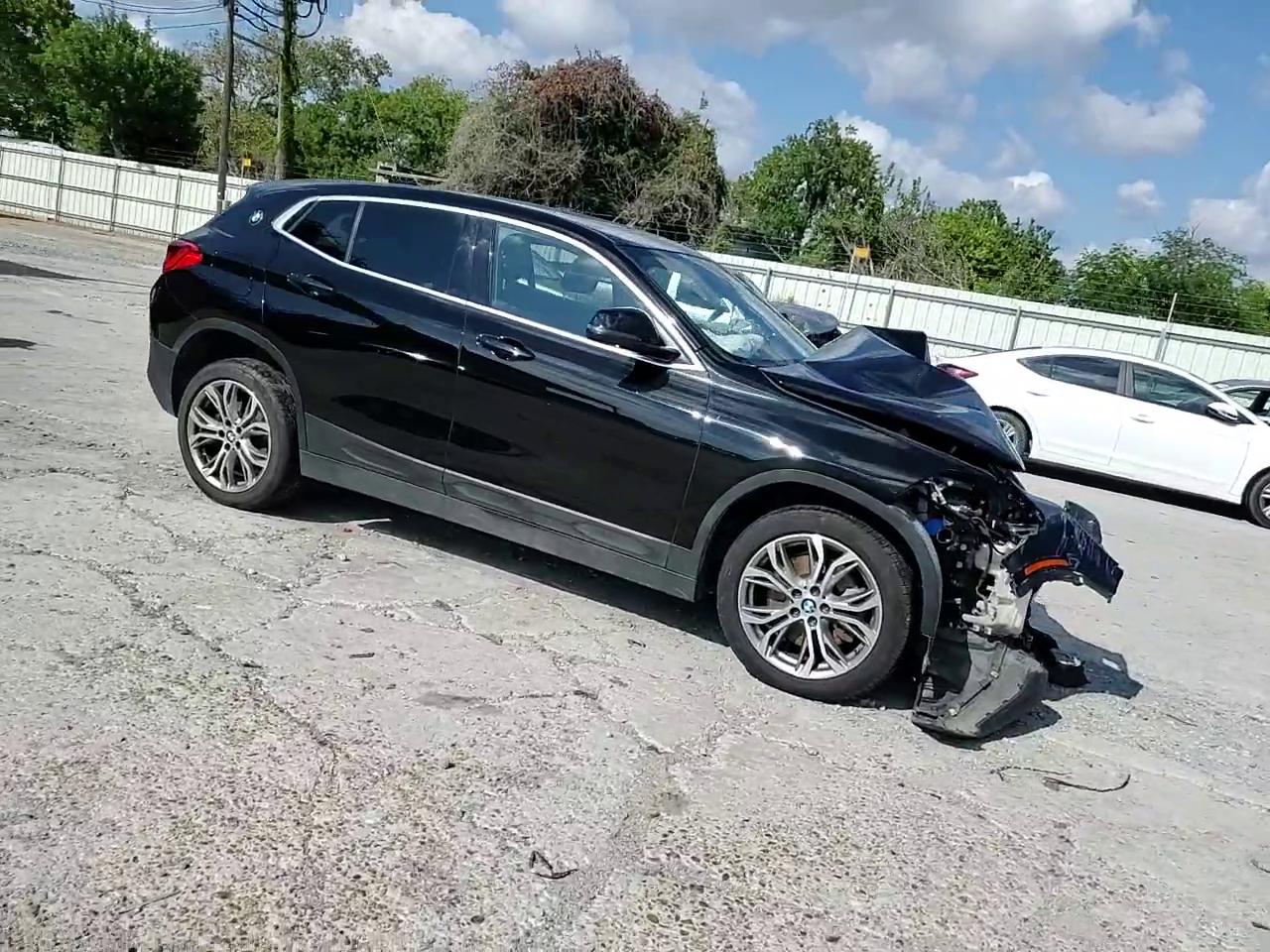 Фото: WBXYJ5C33JEF74086