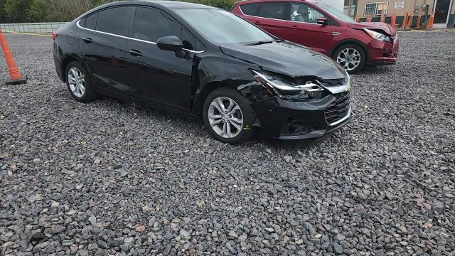 2019 Chevrolet Cruze Lt VIN: 1G1BE5SM8K7138671 Lot: 81685005