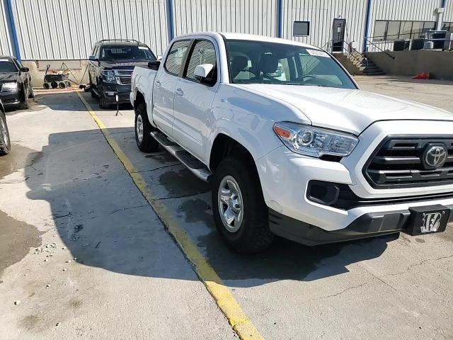 2018 Toyota Tacoma Double Cab VIN: 5TFAX5GN2JX121328 Lot: 84210455