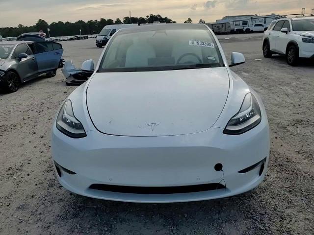 2022 Tesla Model Y VIN: 7SAYGDEE7NF354815 Lot: 81933395