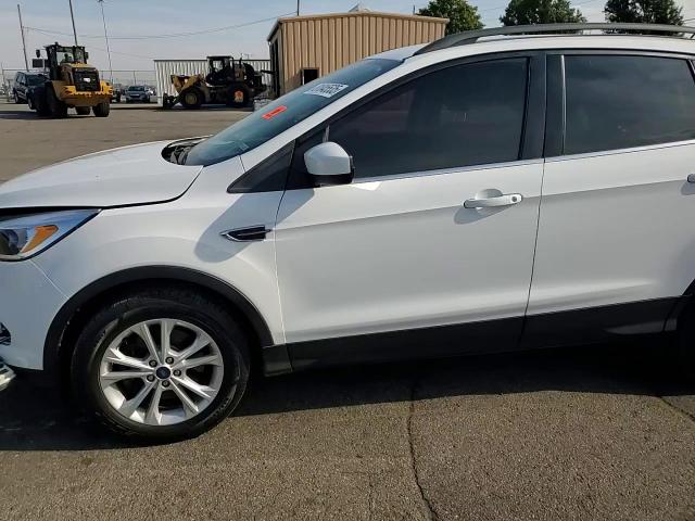 2018 Ford Escape Se VIN: 1FMCU9GD5JUC11098 Lot: 81045535