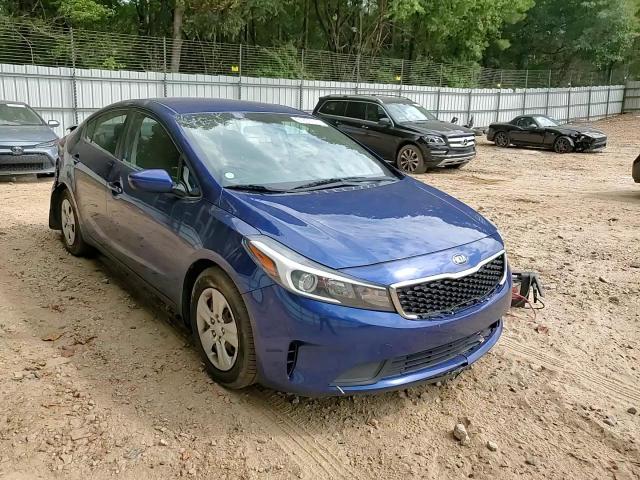2018 Kia Forte Lx VIN: 3KPFK4A70JE259166 Lot: 81803775