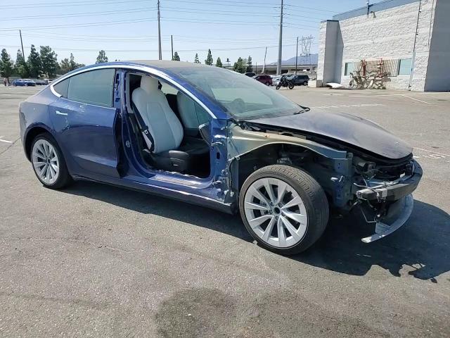 2019 Tesla Model 3 VIN: 5YJ3E1EAXKF431763 Lot: 70390085