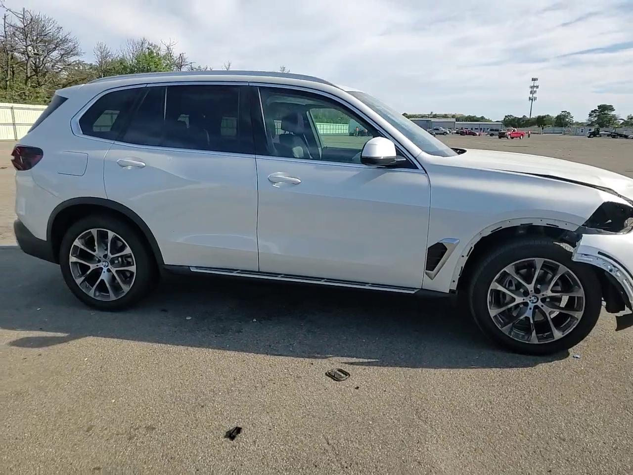 Фото: 5UX23EU07S9X45297