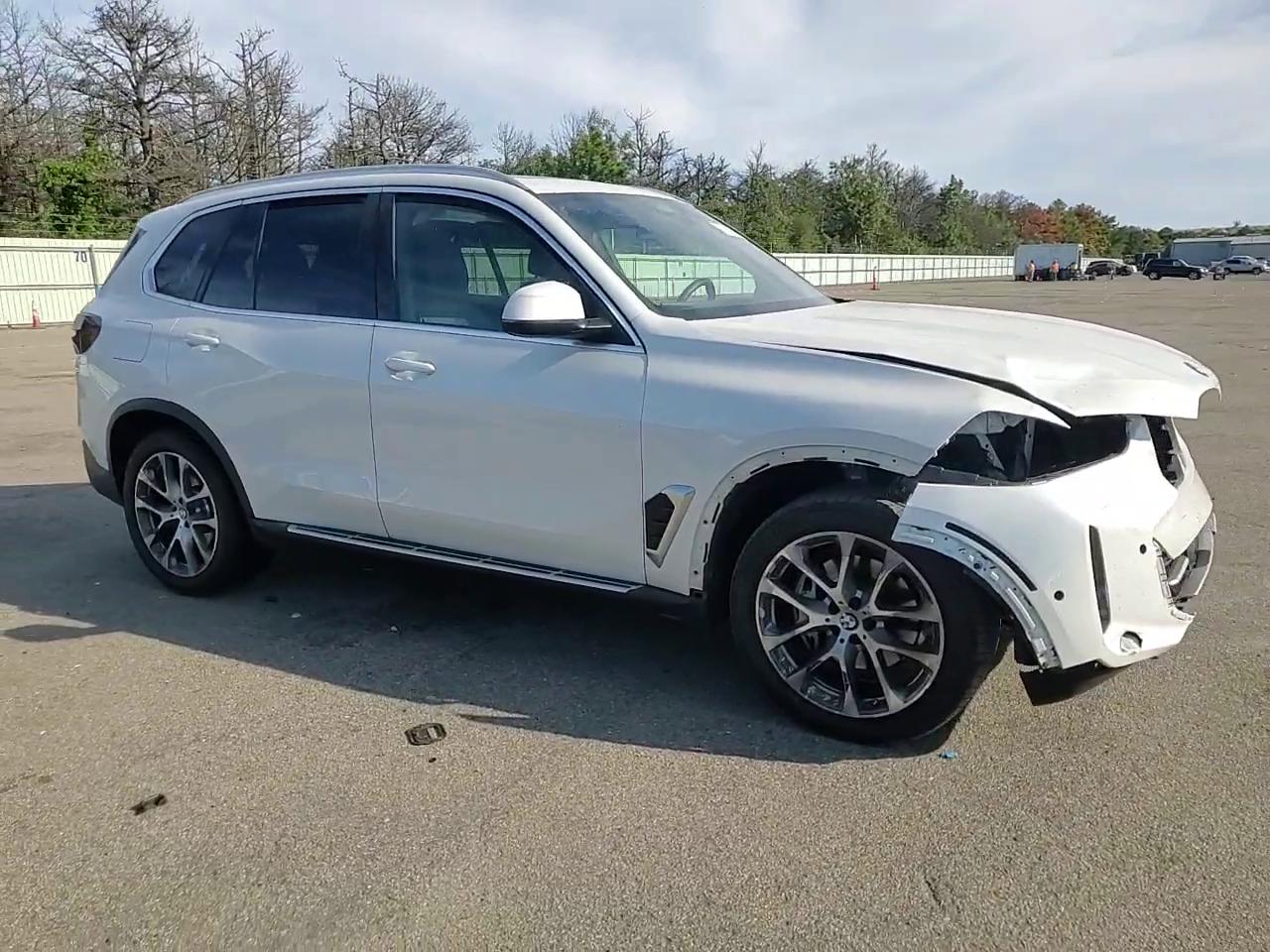 Фото: 5UX23EU07S9X45297