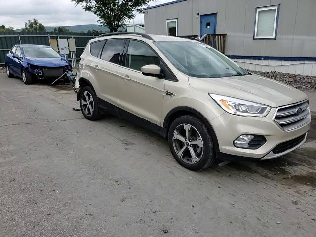 2017 Ford Escape Se VIN: 1FMCU9GD0HUD81217 Lot: 83863575