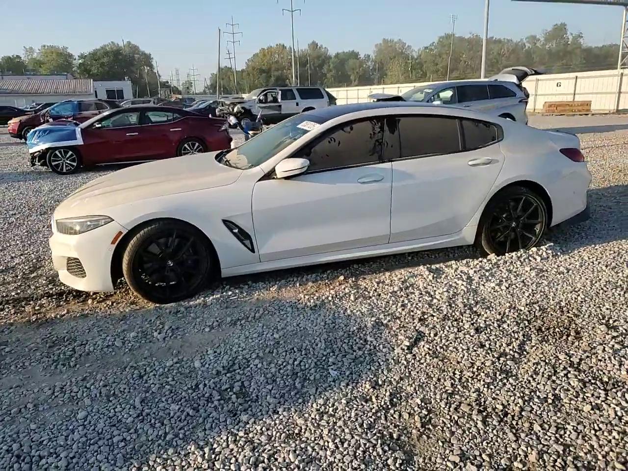 Фото: WBAGV4C00NCH67131