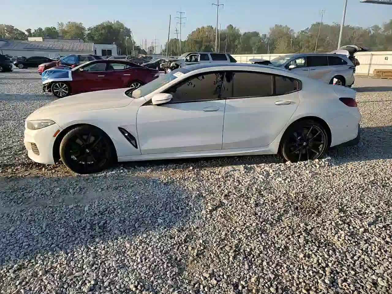 Фото: WBAGV4C00NCH67131