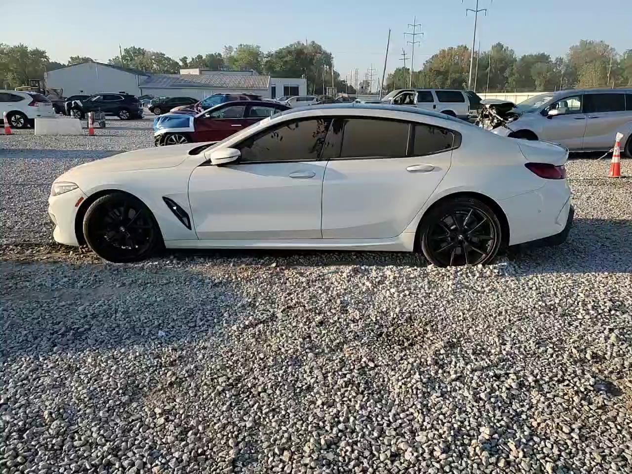 Фото: WBAGV4C00NCH67131