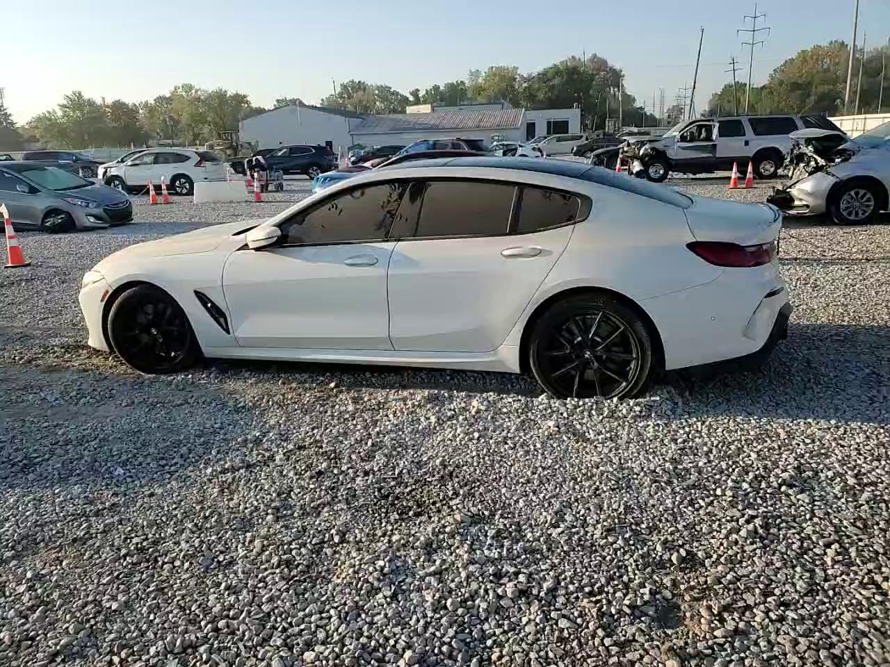 Фото: WBAGV4C00NCH67131