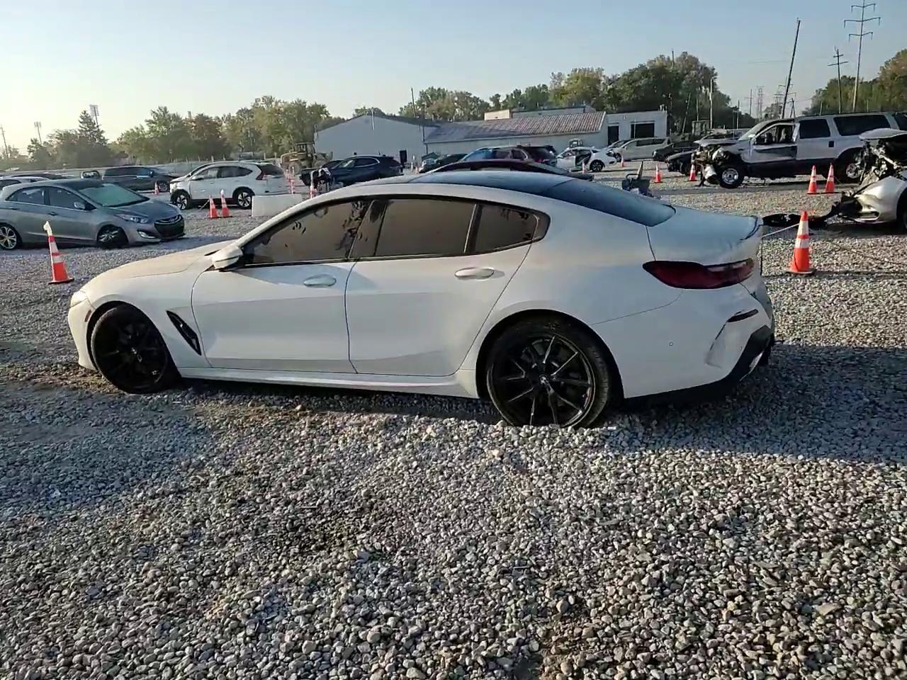 Фото: WBAGV4C00NCH67131