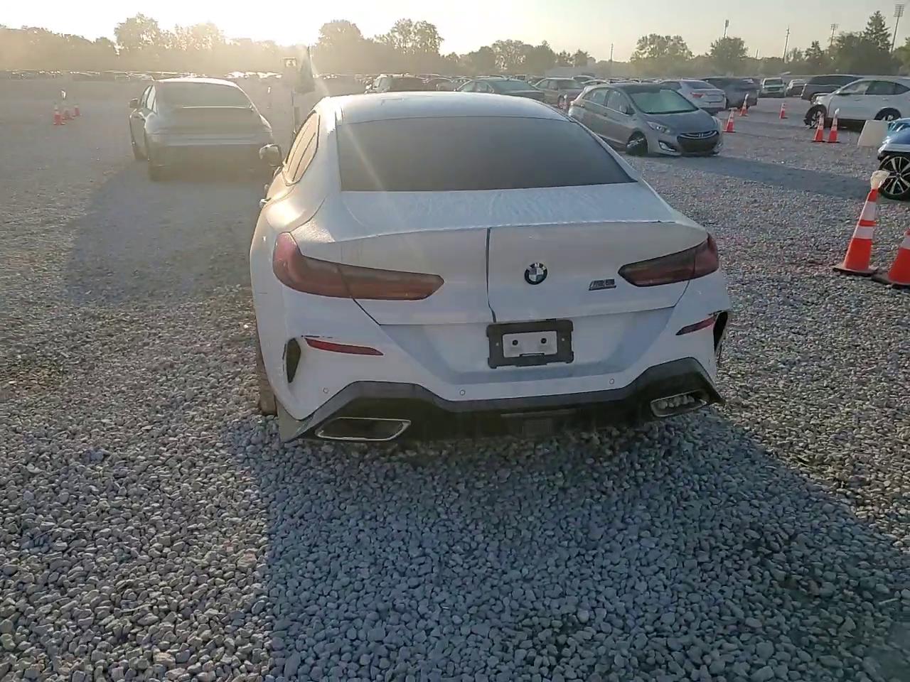 Фото: WBAGV4C00NCH67131