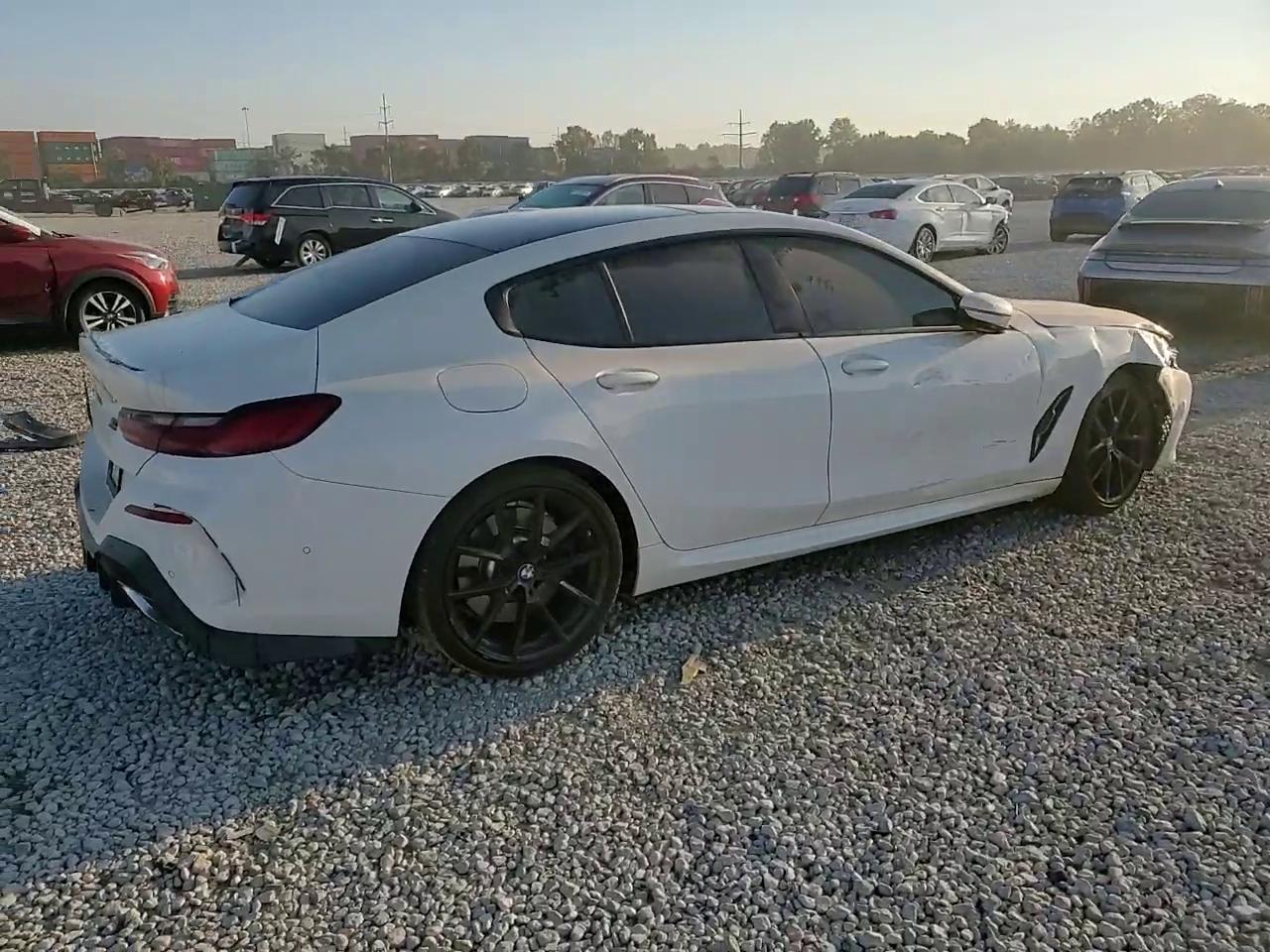 Фото: WBAGV4C00NCH67131