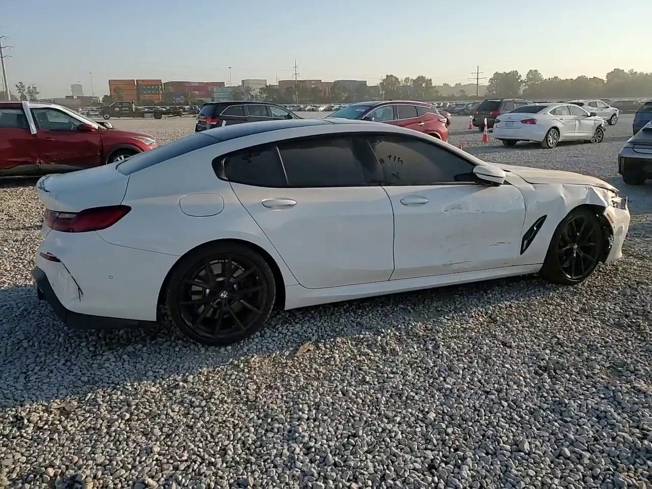 Фото: WBAGV4C00NCH67131