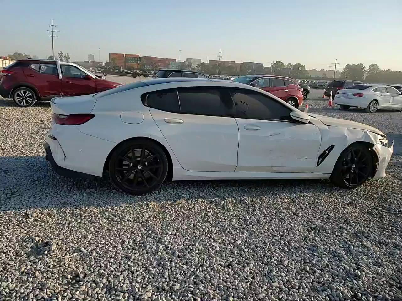 Фото: WBAGV4C00NCH67131