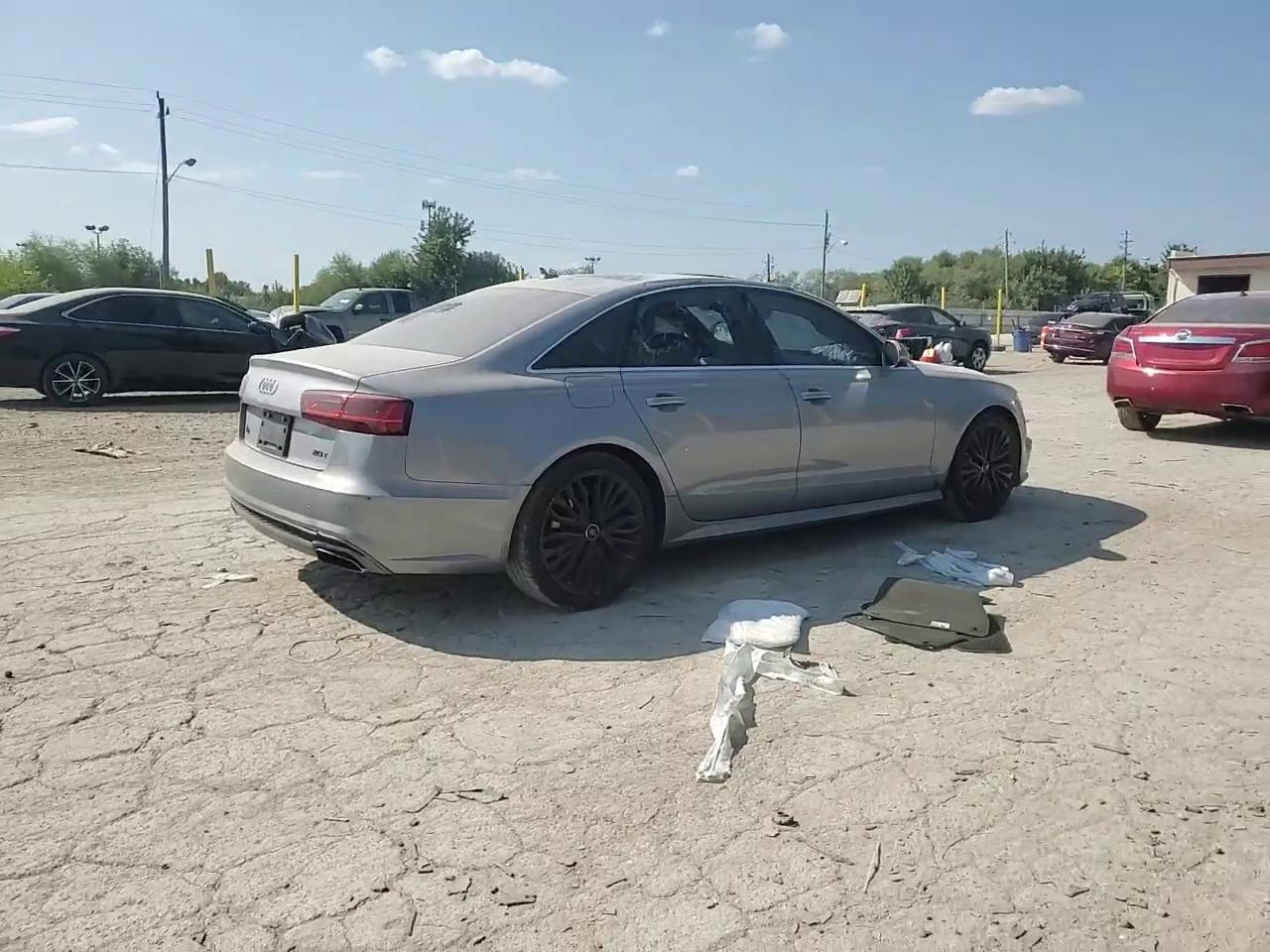 Фото: WAUDFAFC3GN069203