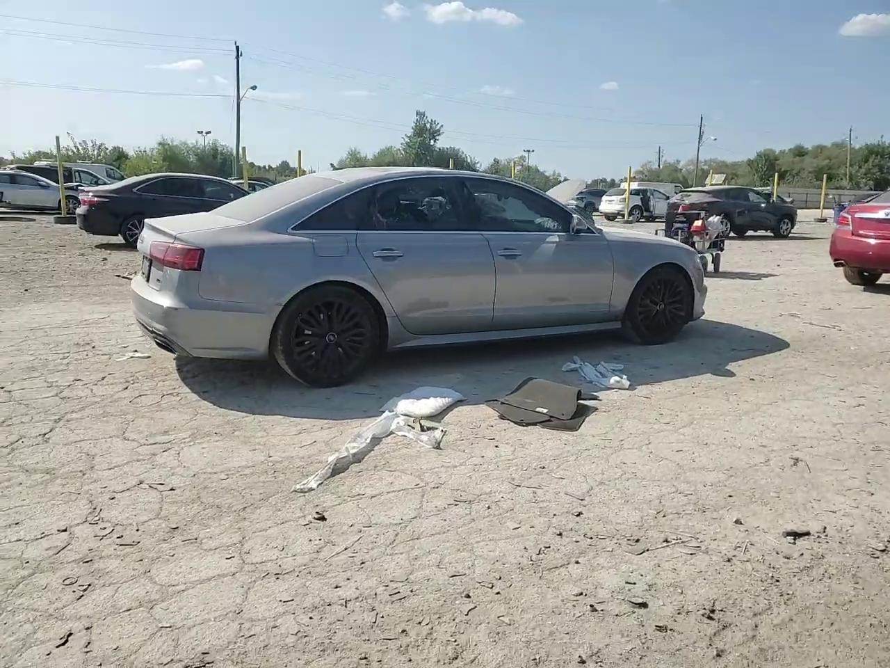 Фото: WAUDFAFC3GN069203