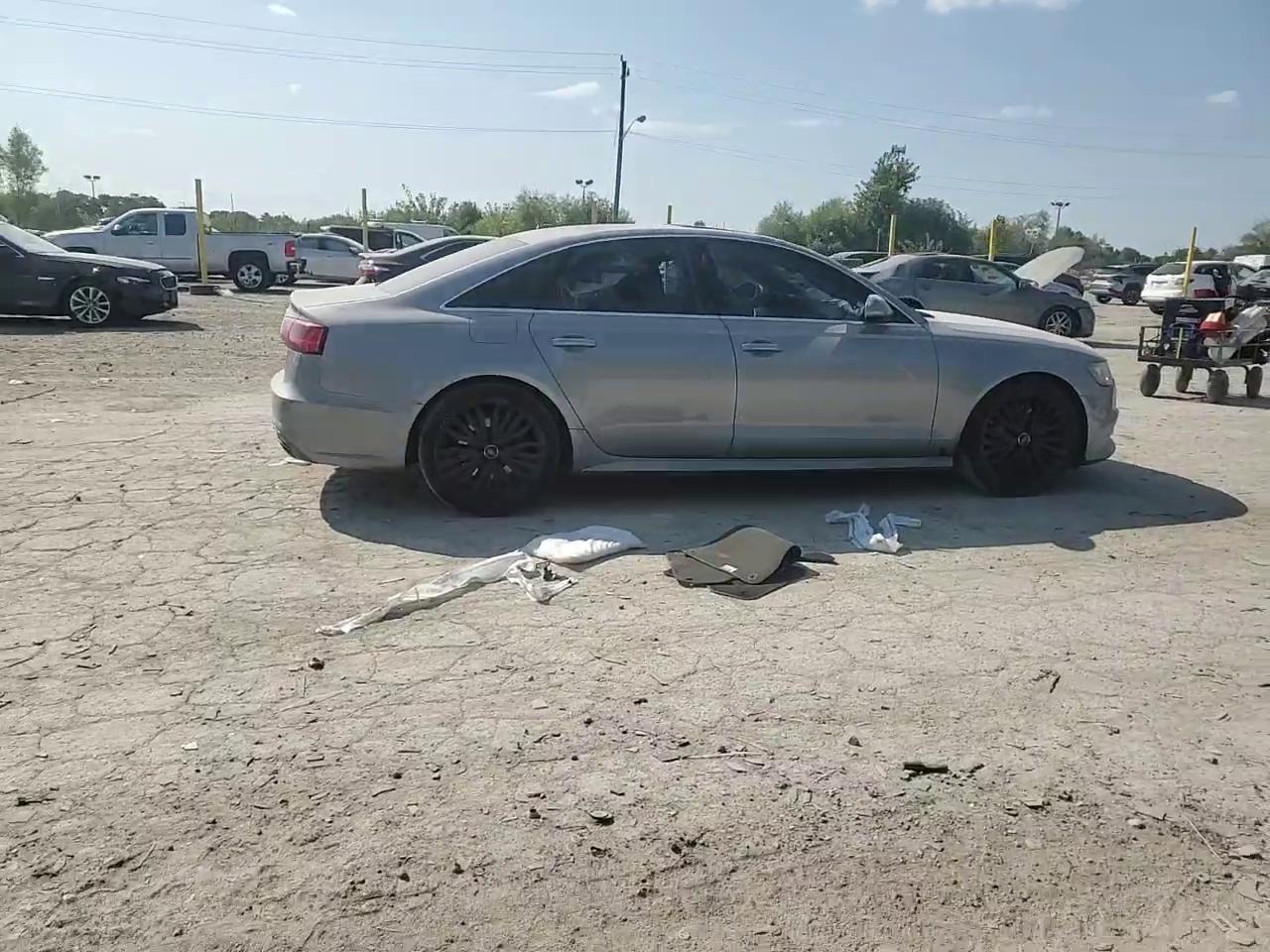 Фото: WAUDFAFC3GN069203