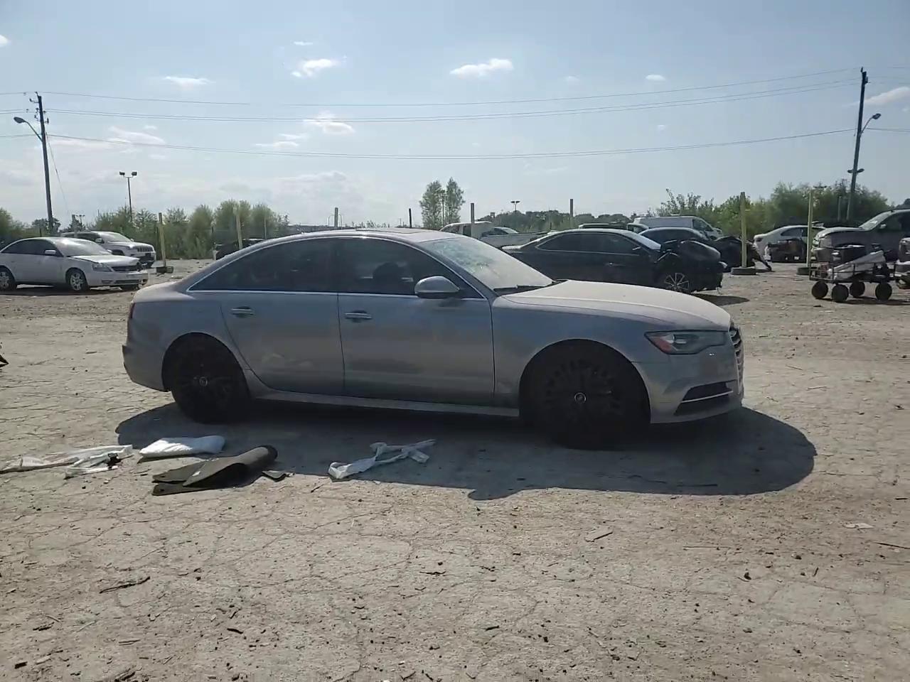 Фото: WAUDFAFC3GN069203