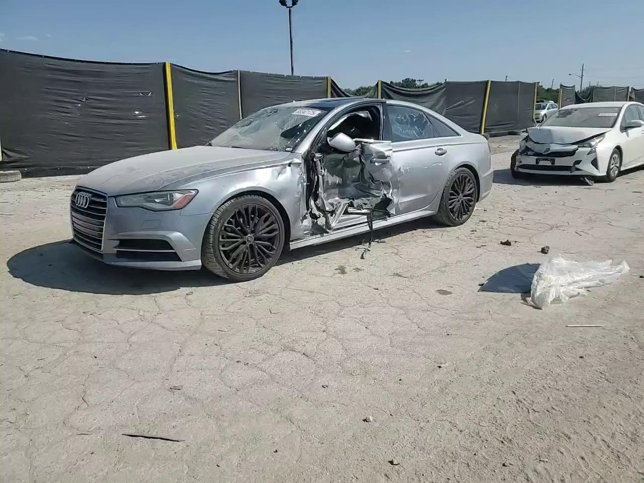 Фото: WAUDFAFC3GN069203