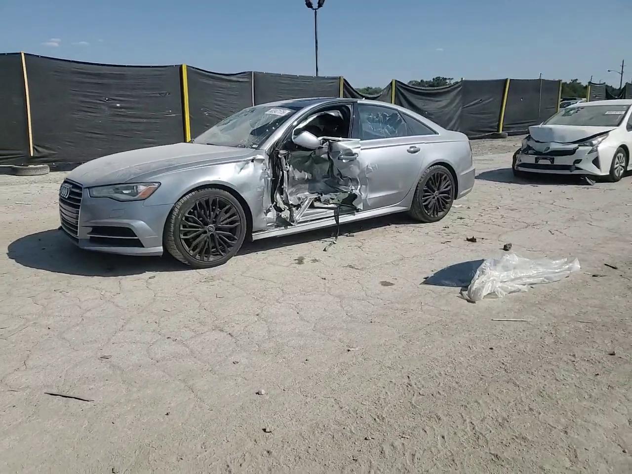 Фото: WAUDFAFC3GN069203