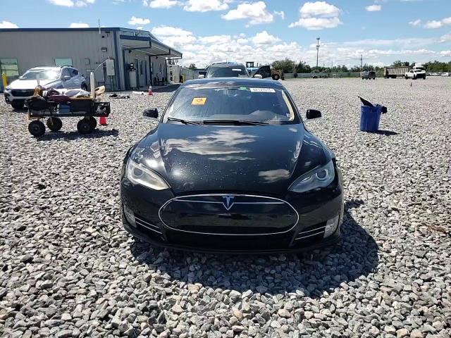 2014 Tesla Model S VIN: 5YJSA1H1XEFP40964 Lot: 82131515
