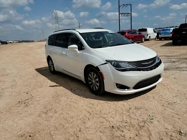 2019 Chrysler Pacifica Touring L VIN: 2C4RC1BG0KR704948 Lot: 81712505