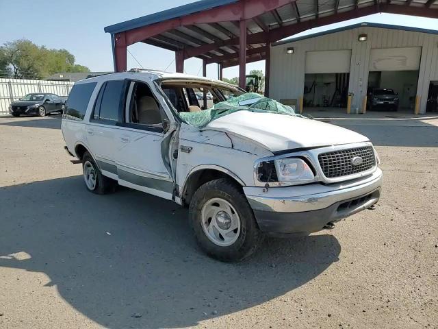 2000 Ford Expedition Xlt VIN: 1FMRU1666YLB29122 Lot: 90032185