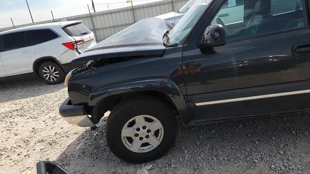 2005 Chevrolet Silverado K1500 VIN: 2GCEK13T651258434 Lot: 70942745