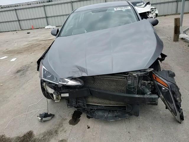 2019 Hyundai Elantra Se VIN: 5NPD74LF7KH489748 Lot: 81106395