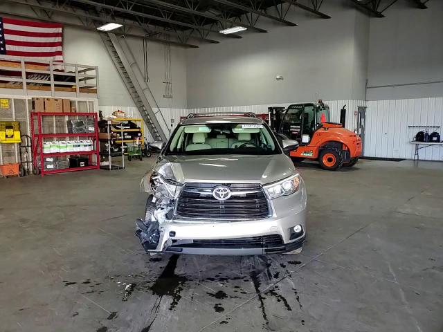 2015 Toyota Highlander Le VIN: 5TDBKRFHXFS095998 Lot: 71081265